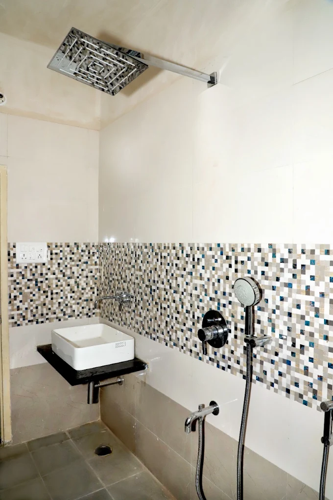 Photograph from this property’s Google listing