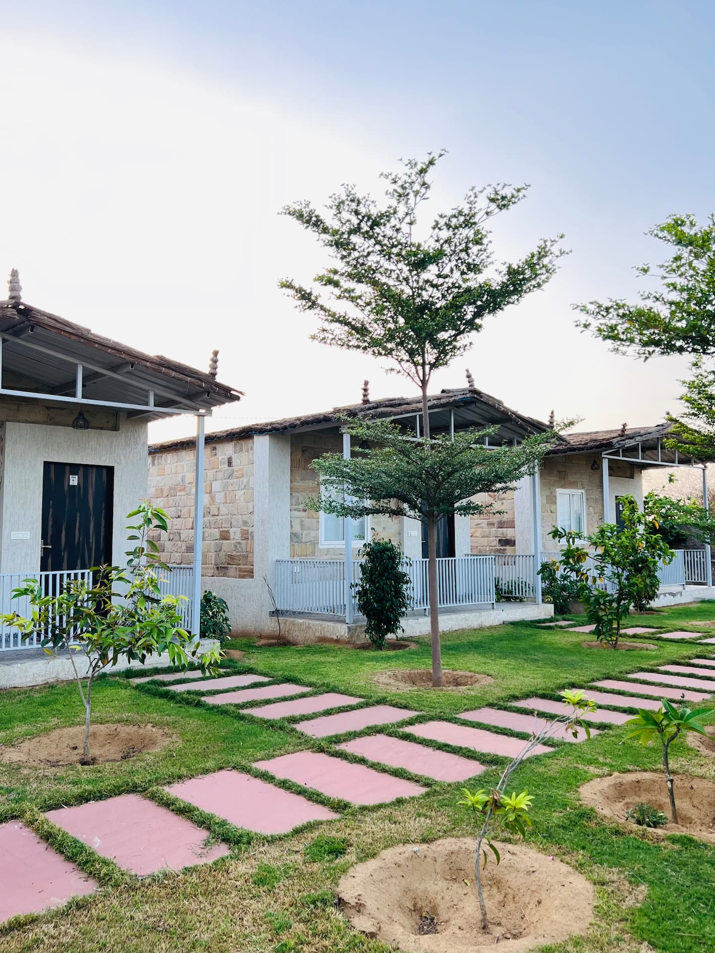 Hemlasa Resort by Joystel — property photograph