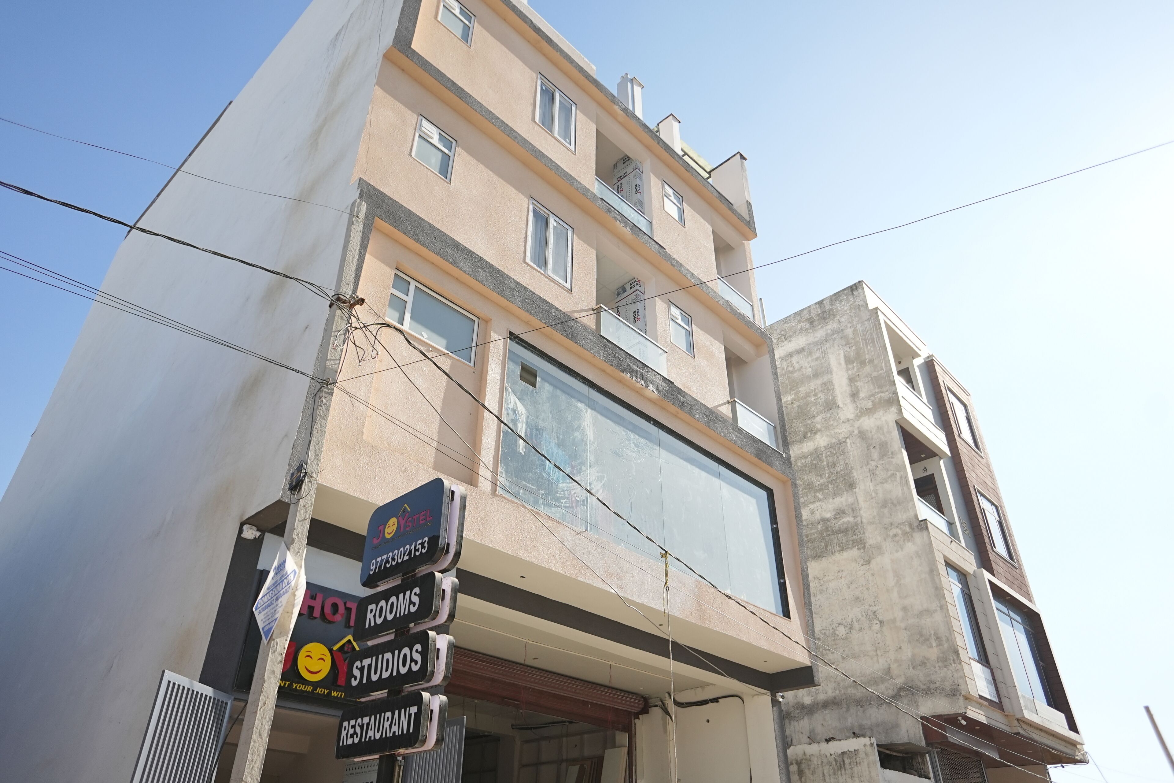 Hotel Joystel · Mansarovar — property photograph