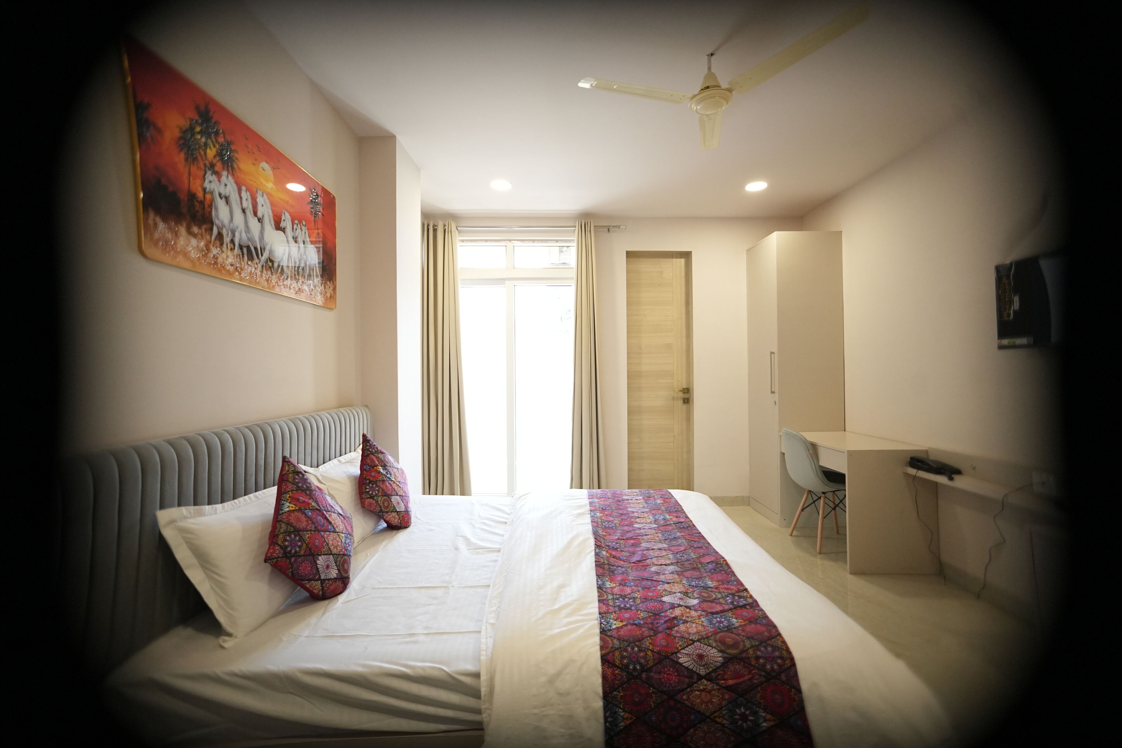 Hotel Joystel · Mansarovar — property photograph